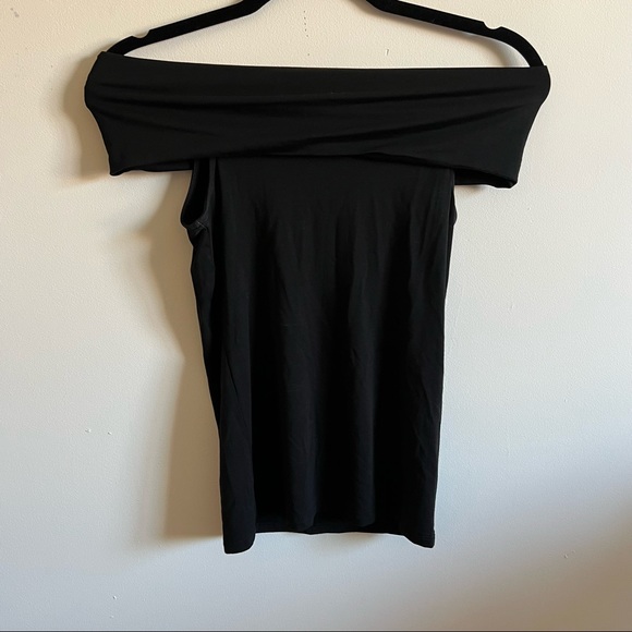Aritzia Wilfred off the shoulder top - Picture 4 of 6